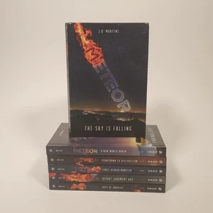 YA Komplettsatz Meteor von J.D. Martens Books #1-6 Sci-Fi Apocalypse HC - Bild 1 von 23
