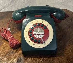 Green & Red Corded Next Retro Style Phone For The House - Zdjęcie 1 z 7