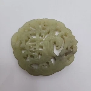 Carved Jade Pendant Parrot Bird. 2.15" x 1.66" - Picture 1 of 2