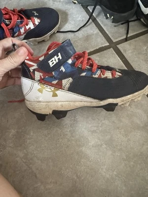Under Armour Cleats Boys Bryce Harper Baseball Size 3.5Y Boys High Top USA Flag - Image 1 of 4