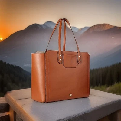 💥Bolso de Trabajo Ivanka Trump Soho Solutions-Marrón Foto 1 de 4