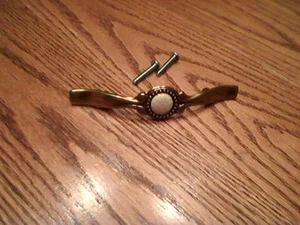 Brass drawer pulls (15 pieces) NEW - Picture 1 of 3
