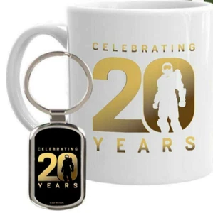 Taza de café blanca y llavero plateado HALO 20 aniversario Master Chief totalmente nueva - Imagen 1 de 1