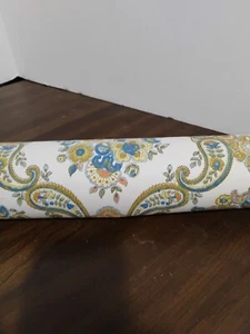 Vintage Wallpaper With Paisley And Floral Design - Picture 1 of 7