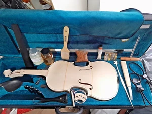 VIOLIN MAKING KIT IN 3/4 SIZE, HAND-MADE PLATINUM LEVEL, ALL PARTS INCLUDED - Picture 1 of 23