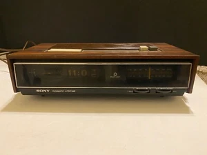 Vintage Sony Digimatic TFM-C770W Clock AM/FM Radio. Wood Grain Case - Picture 1 of 9