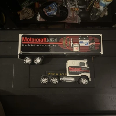 Nylint Ford MOTORCRAFT Highway 18 Wheeler Semi in Box 9116-z - Image 1 of 4