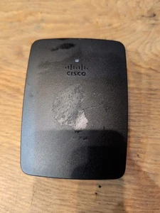 CISCO RE1000 Wireless-N Wi-Fi Range Extender - 2.4Ghz 300Mbps - Photo 1/4