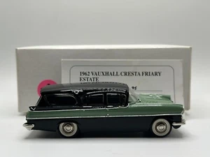 Pathfinder G&W Eng 1/43 GWE3 - 1962 Vauxhall Cresta Friary Estate Green/Black - Picture 1 of 19