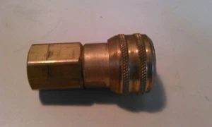 HANSEN, SERIES 4000 PUSH-TITE,  1/2" FEMALE NPT, COUPLER - Picture 1 of 5