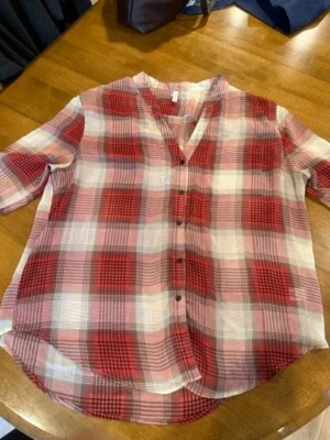 Xhilaration Red Plaid Button Down Light Blouse with 3/4 Sleeve Size XXL - Image 1 of 3