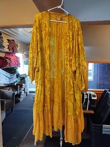 Women's Velvet Overcoat - Picture 1 of 3