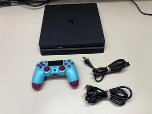 SONY PLAYSTATION 4 SLIM KONSOLE PS4 500GB MIT CONTROLLER + KABEL - Bild 1 von 7