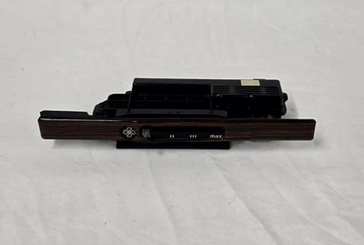 Conjunto de control de velocidad del ventilador montado en el tablero delantero Mercedes Benz 190E 1989-1993. OEM Foto 1 de 4