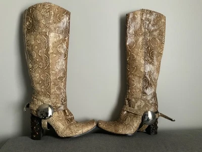 woman's Gianni Barbato snake leather boots size 38 — 第 1/4 张图片