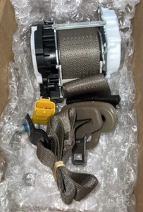 NEW OEM MOPAR 11-19 DODGE GRAND CARVAN CHRYSLER T&C FRONT PASSANGER SEATBELT - Picture 1 of 6