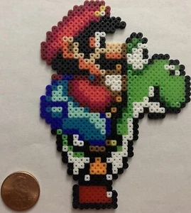 Mario Yoshi Super World Mini Bead Sprite Perler Artkal Pixel Art Icon Retro SNES - Bild 1 von 1