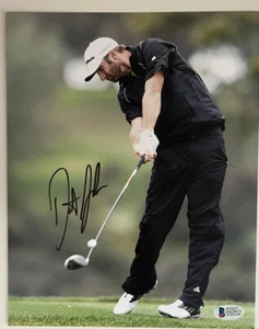 DUSTIN JOHNSON SIGNED GOLF MASTERS 8X10 PHOTO BECKETT BAS - Picture 1 of 2