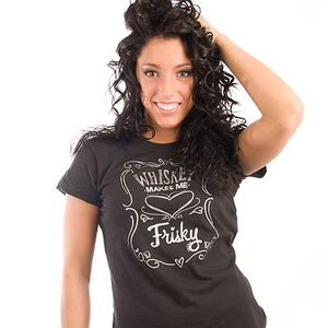 Be As You Are Black Whiskey Makes Me Frisky Bottle Label Ladies Tee T-Shirt NEW - Picture 1 of 3