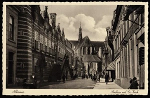 Stadhuis met Gr. Kerk Alkmaar Netherlands Postcard - Picture 1 of 2