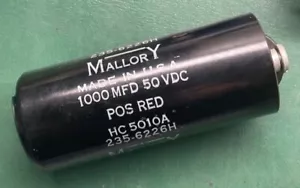 CONDENSATORE MALLORY HC5010A 1000uF 50V DC tipo HC custodia fenotica avviamento motore nuovo - Foto 1 di 4