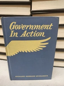 VTG 1937 GOVERNMENT IN ACTION-A STUDY OF PROBLEMS IN AMERICAN DEMOCRACY - Imagen 1 de 7