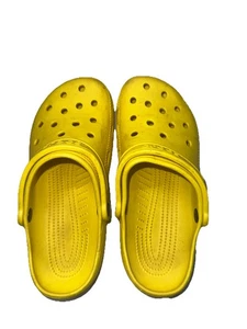 Crocs Classiche - Giallo Limone - Unisex - Uomo 7 - Donna 9 - Foto 1 di 5