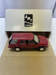 AMT Ertl Apple Red 1995 Chevrolet Blazer 7032EO Plastic Promo SUV New In Box! - Picture 1 of 6