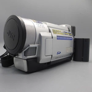 JVC GR-DVL367EK Handheld MiniDV Camcorder Silver Tested - Picture 1 of 9