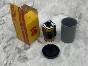 Kodachrome 64 Film KR135-20 for 35 mm Expired 1976 - Picture 1 of 2