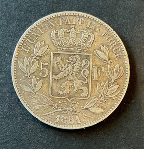 Belgique -Léopold Ier - Très Rare 5 Francs 1851/0 avec point - surfrappe (2) - Imagen 1 de 2