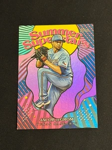 2025 Topps Serie 2 Jacob deGrom Summer Superstars Inserto Rosa Parallelo #SS-45 - Foto 1 di 2
