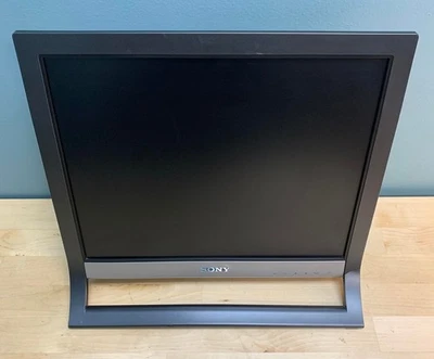 Sony SDM-HS75/B 17" LCD Monitor Black 1272 - Image 1 of 4