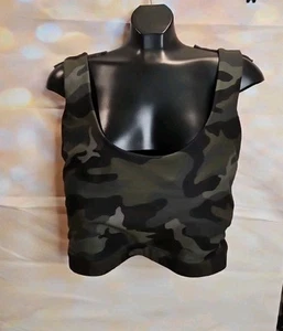 Old Navy Women's Size 4X Sports Bra Green Multicolor Camouflage Print - Picture 1 of 4
