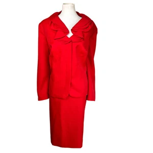 Nuevo Traje Falda EMILY 2PC Rojo Poliéster Forrado Cuello Volantes Talla 20W Precio de venta sugerido por el fabricante 220 USD - Imagen 1 de 8