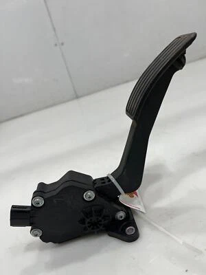 Conjunto de pedal acelerador 13-15 Subaru XV Crosstrek Impreza OEM 36010FJ010 Foto 1 de 4