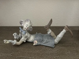 La magia de la comedia de Lladró payaso con flores/porcelana/pastel/estatuilla - Imagen 1 de 6