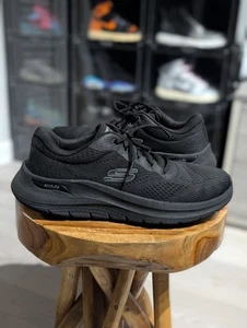 Size 10.5 Men's Skechers Arch Fit 2.0 Black Sneakers 232700 - Picture 1 of 7