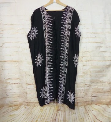 Vestido Kaftan Feminino Estampa Tribal Sun Tamanho Único Preto Franja Centro Praia Hippie - Imagem 1 de 4