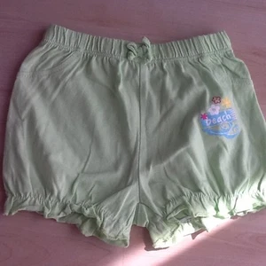 Baby Mädchen Shorts Sommershorts Gr.74 Sommer leichte kurze Hose hellgrün - Bild 1 von 3