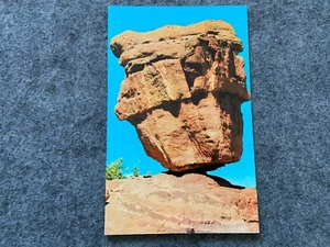 Balanced Rock, Garden of the Gods, Colorado Vintage Postcard - Picture 1 of 2