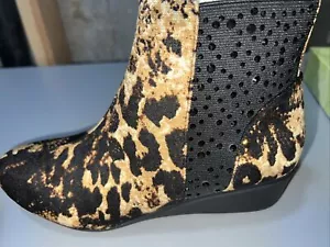J. Renee Kareenatoo Black Brown Boots Leopard Animal Print Women Size 5 New - Picture 1 of 16