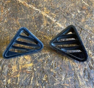 BMW 5-series E39 Dashboard Ventilation Plastic Trim Pieces Set 8202899 8202900 - Picture 1 of 4
