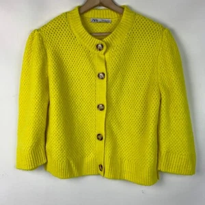 Cárdigan Zara Diseño Amarillo Estampado Sin Cuello Redondo Botones Mangas 3/4 Talla M - Imagen 1 de 7