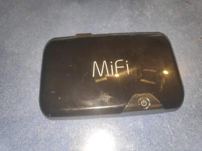 NOVATEL MIFI 2352 AT&T WIRELESS MOBILE HOTSPOT BROADBAND MODEM - Image 1 of 4