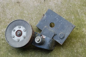 Honda 4514 RH Tensioner Mule Drive Lidler Bracket and Pulley 75571-758-000 USED - Picture 1 of 4