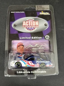 1997 Action1:64 Diecast #6 Mark Martin Valvoline Thunderbird NASCAR Car - Picture 1 of 3