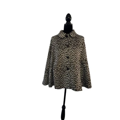 Chaqueta con Capa Tyler Boe Corta Piel Sintética Estampado Animal Talla Pequeña Lana Cierre con Botones Foto 1 de 4