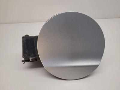 2010-2019 FORD TAURUS Fuel Filler Door Silver AG1Z54405A26AAPTM    Foto 1 de 4