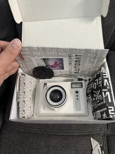 LOMO Instant Automat The Adventure Challenge Signature Camera - Picture 1 of 7